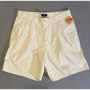 Vintage Dockers Stain Defender Men's Size 33 Khaki Chino Shorts,‎ Pleated Front